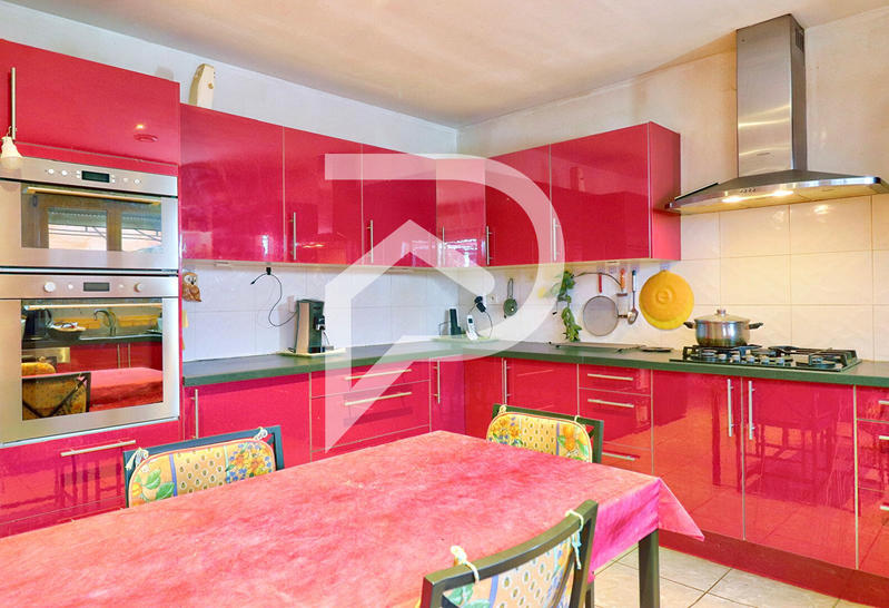 Villa - 170 m² - 6 pièces