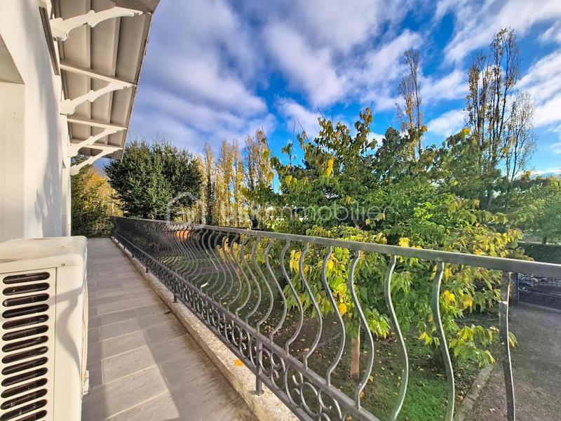 Maison - 170 m² - 7 pièces