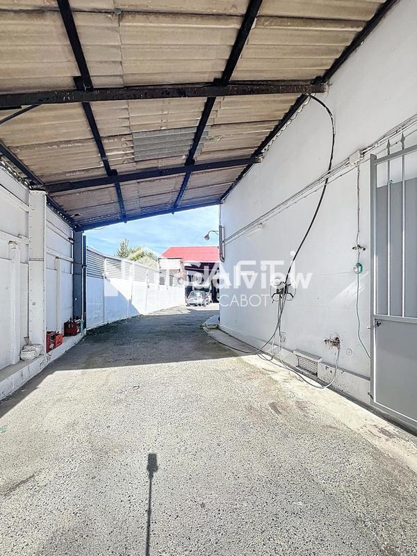 Maison - 195 m² - 6 pièces