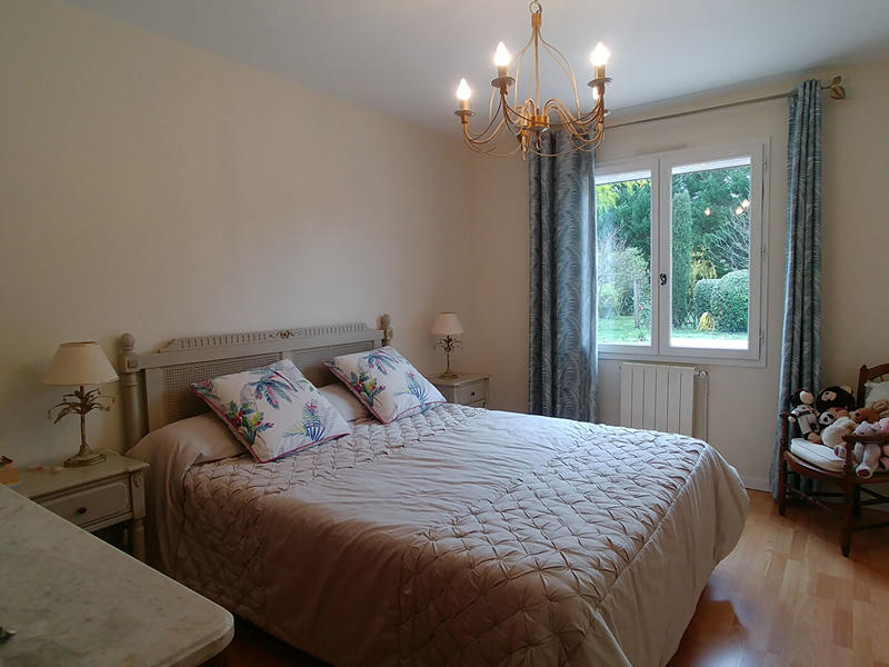 Maison - 200 m² - 6 pièces