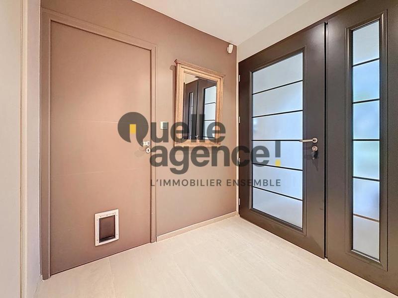 Maison - 180 m² - 7 pièces