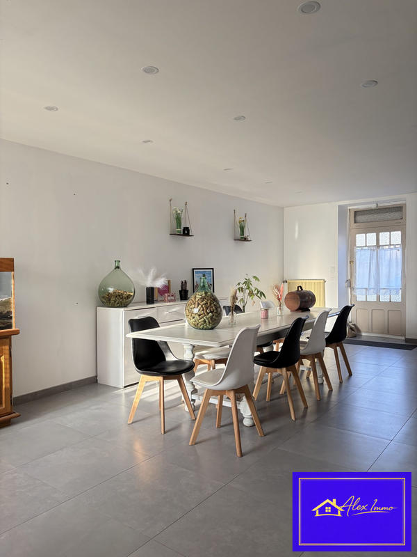 Maison - 140 m² - 6 pièces