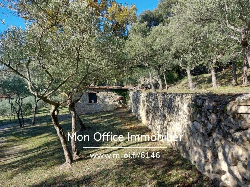 Maison - 330 m² - 10 pièces