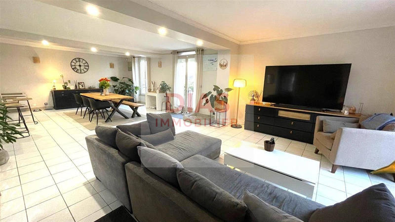 Maison - 105 m² - 7 pièces