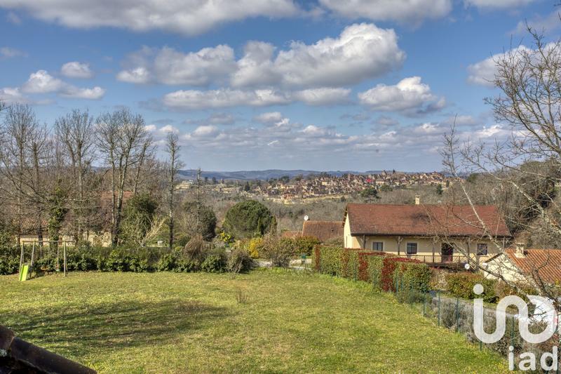 Maison - 185 m² - 6 pièces