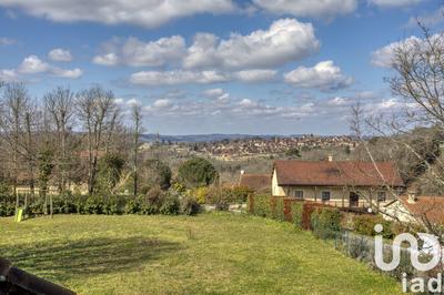 Maison - 185 m² - 6 pièces