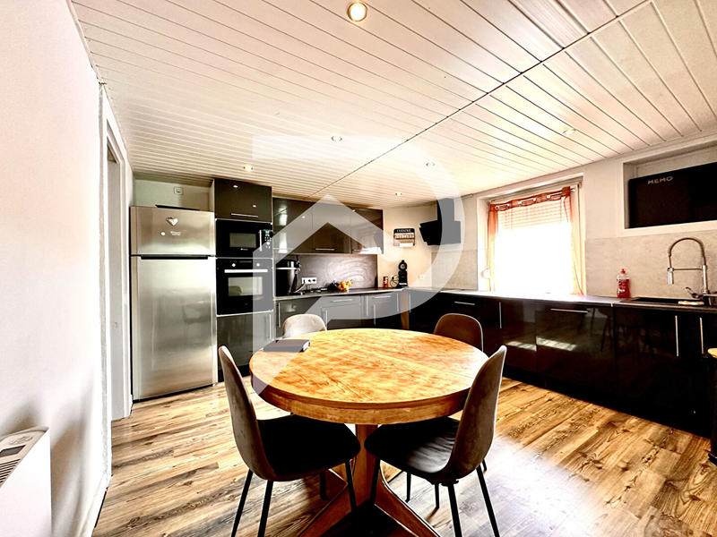 Maison - 141 m² - 4 pièces