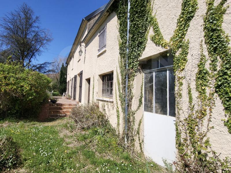 Maison - 197 m² - 5 pièces