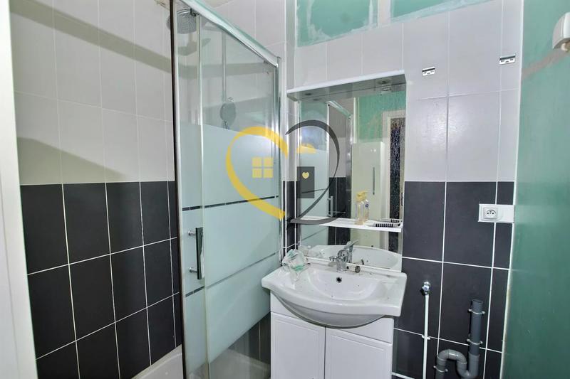 Appartement - 55 m² - 4 pièces