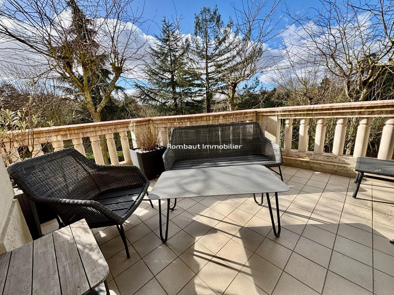 Appartement - 96 m² - 4 pièces