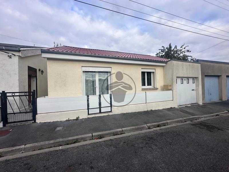 Maison - 77 m² - 4 pièces