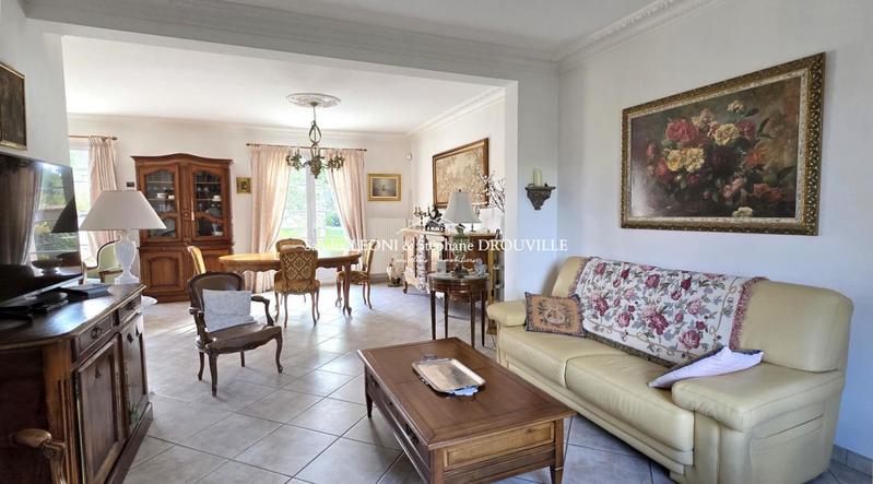 Maison - 165 m² - 7 pièces