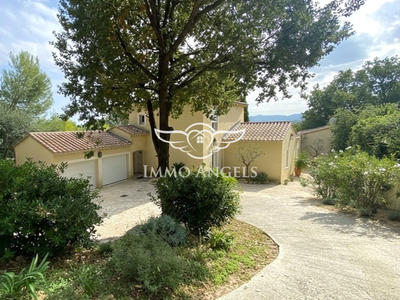 Maison - 147 m² - 5 pièces