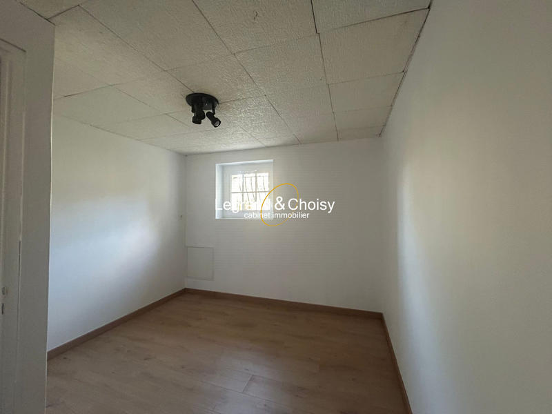 Maison - 200 m² - 8 pièces