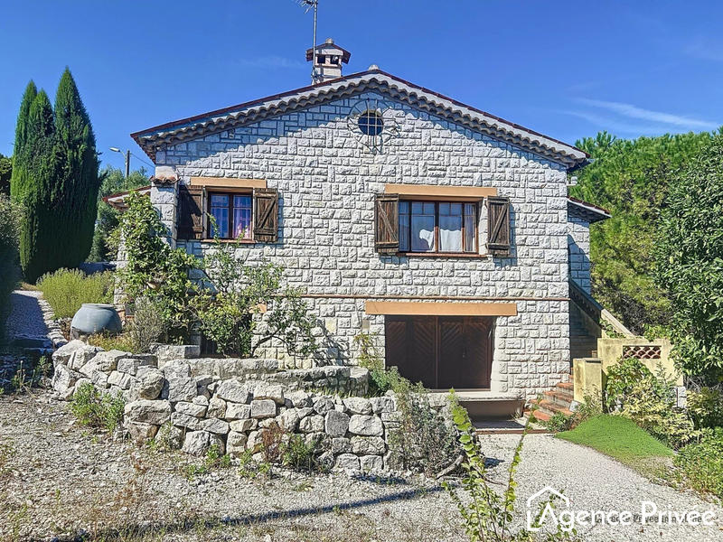 Maison - 114 m² - 4 pièces