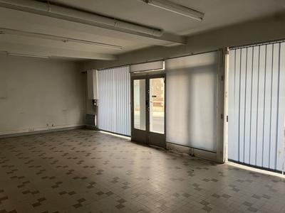 Local commercial - 71 m² - 3 pièces