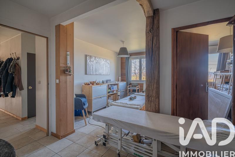 Maison - 200 m² - 9 pièces