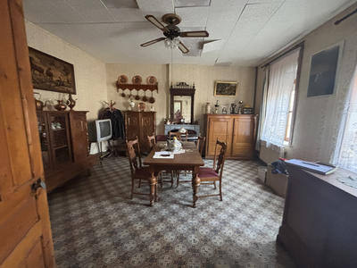 Maison - 128 m² - 8 pièces