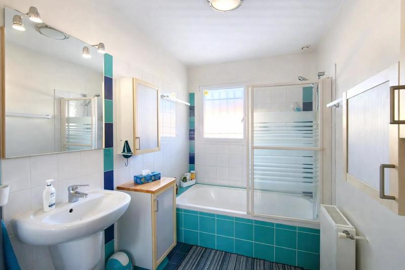 Maison - 187 m² - 7 pièces