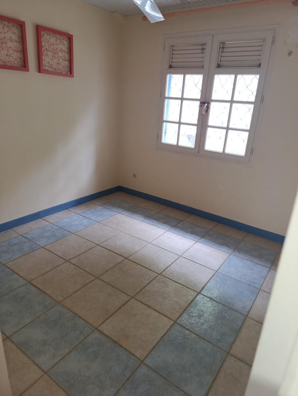 Maison - 363 m² - 8 pièces