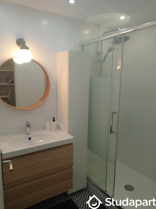 Chambre - 9 m² - 1 pièce