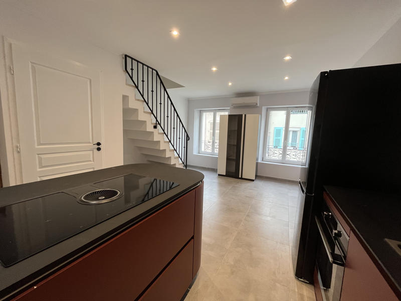 Appartement - 60 m² - 3 pièces