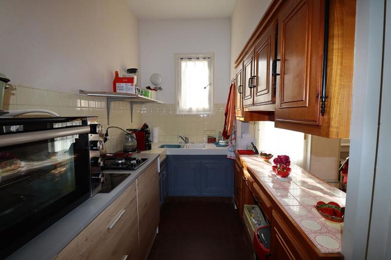 Maison - 230 m² - 11 pièces