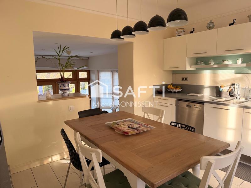 Maison - 185 m² - 5 pièces