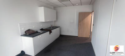 Bureau - 491 m²