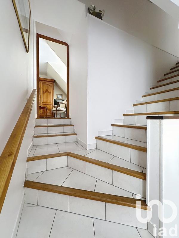 Maison - 140 m² - 6 pièces