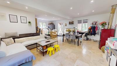 Maison - 88 m² - 4 pièces