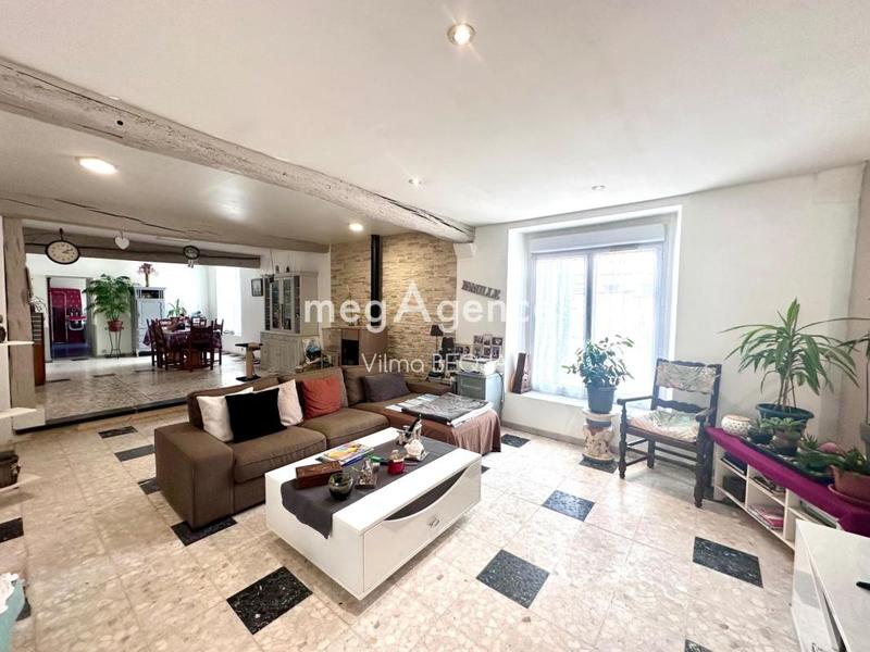 Maison - 304 m² - 7 pièces