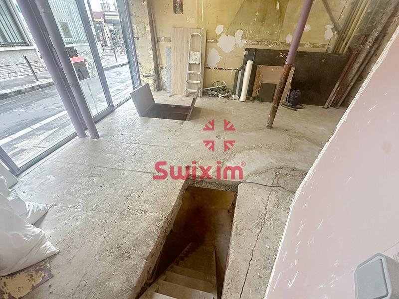 Local commercial - 81 m² - 4 pièces