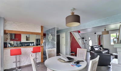 Maison - 147 m² - 7 pièces