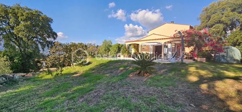 Villa - 157 m² - 5 pièces