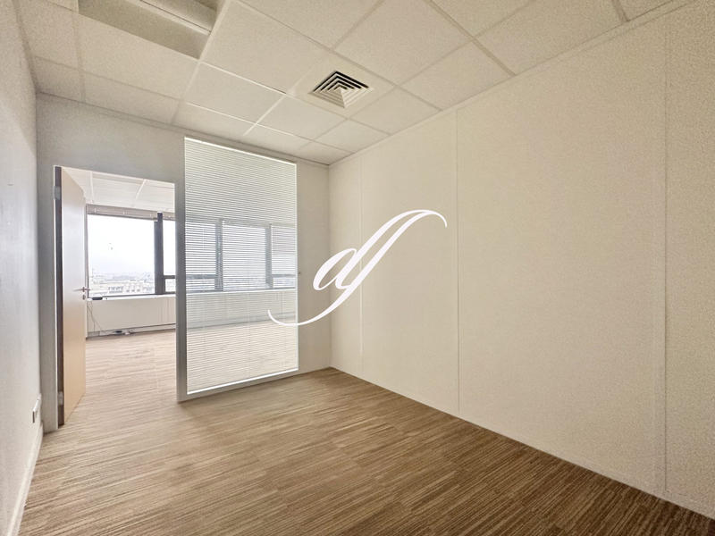Bureau - 100 m²