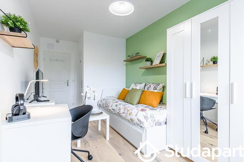 Chambre - 10 m² - 1 pièce