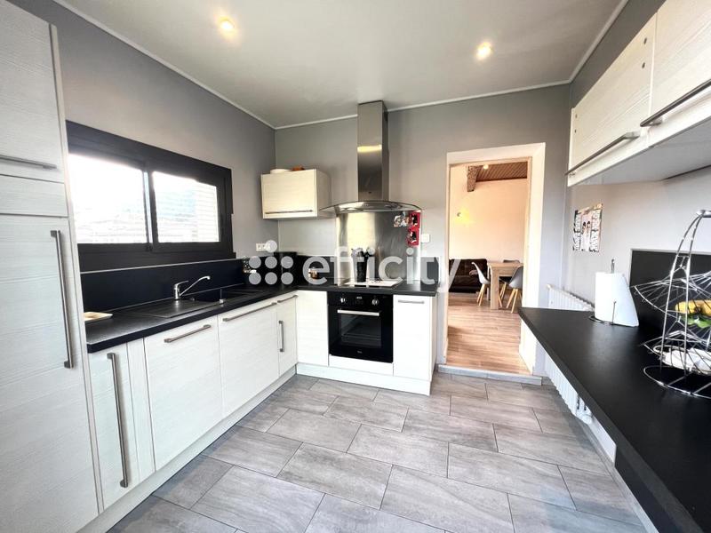 Maison - 125 m² - 6 pièces