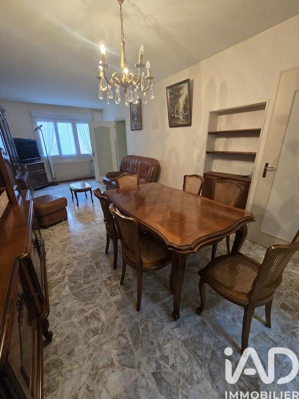 Maison - 93 m² - 5 pièces