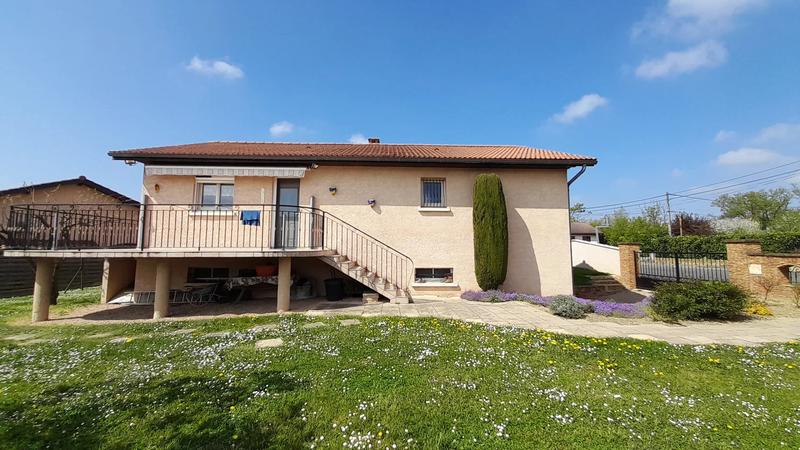 Villa - 80 m² - 4 pièces