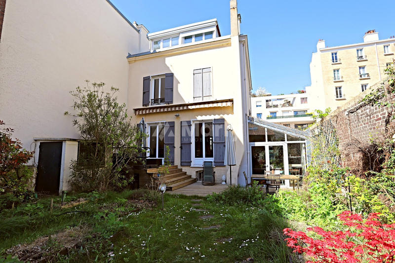 Maison - 184 m² - 7 pièces