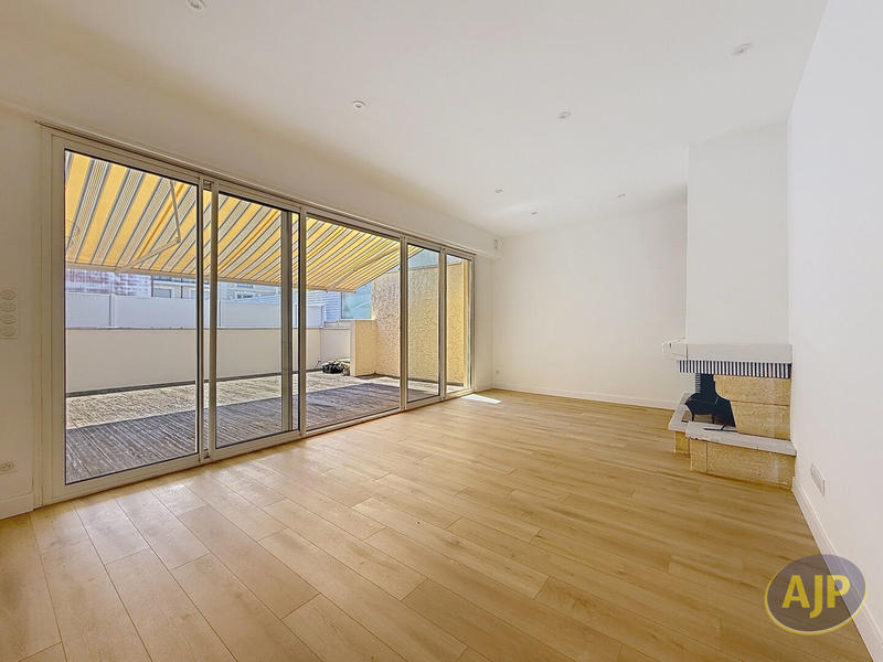 Appartement - 86 m² - 3 pièces