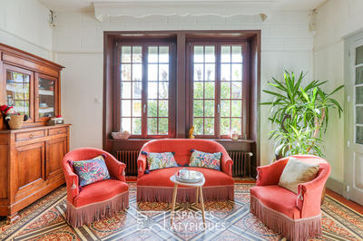 Maison - 278 m² - 11 pièces