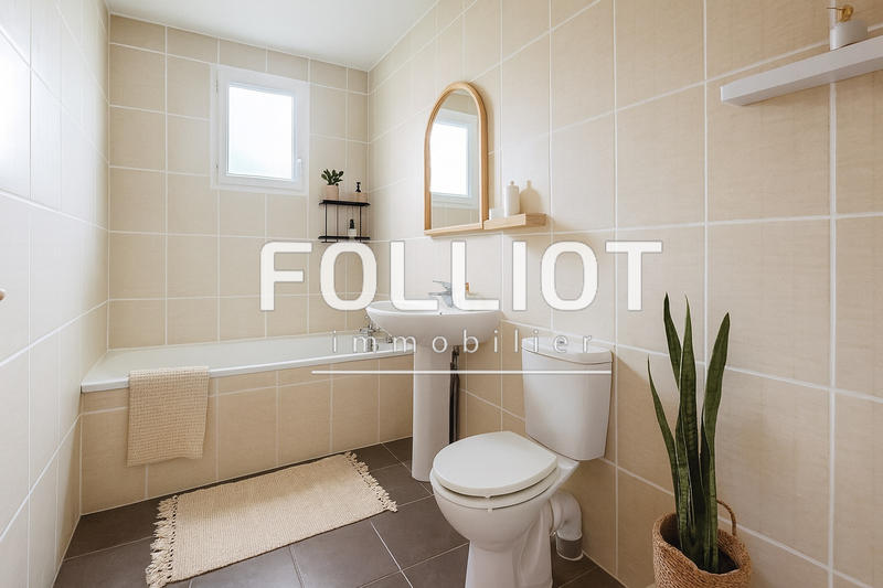 Maison - 100 m² - 5 pièces