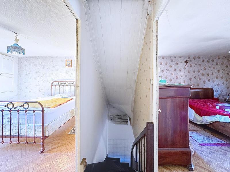 Maison - 90 m² - 6 pièces