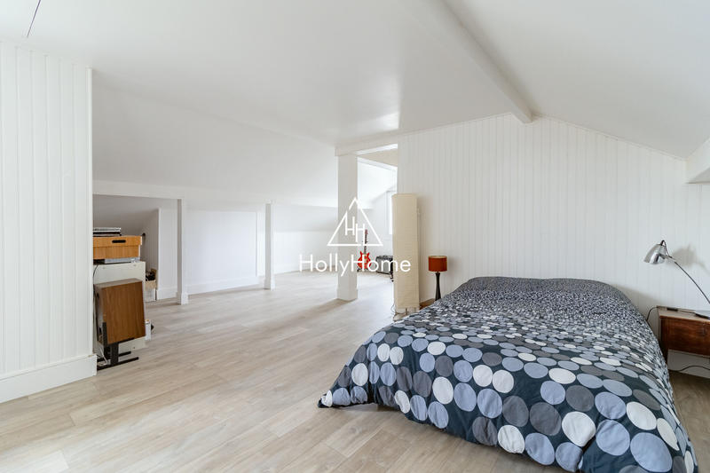 Maison - 182 m² - 5 pièces