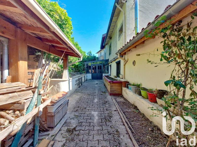 Maison - 191 m² - 6 pièces