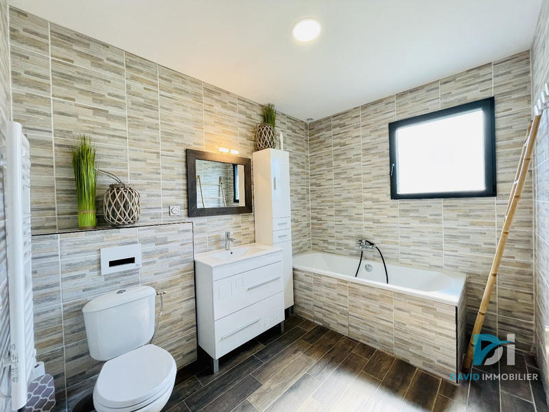 Villa - 163 m² - 6 pièces