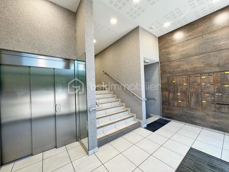 Appartement - 49 m² - 2 pièces