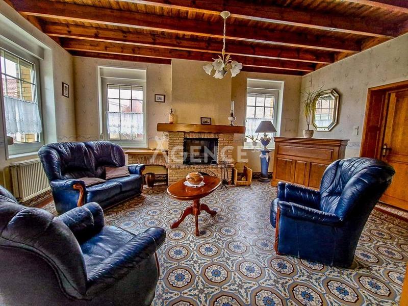 Maison - 99 m² - 4 pièces